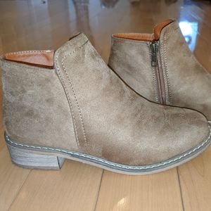 Tan bootie by Seven7